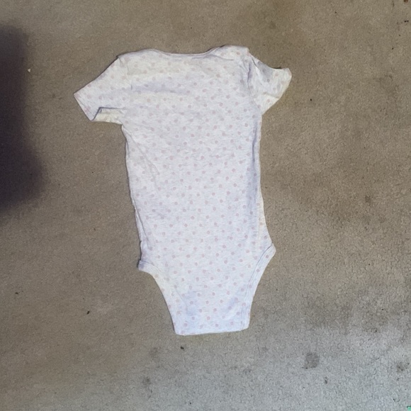 A Carters size 24 months onesie - Picture 2 of 2